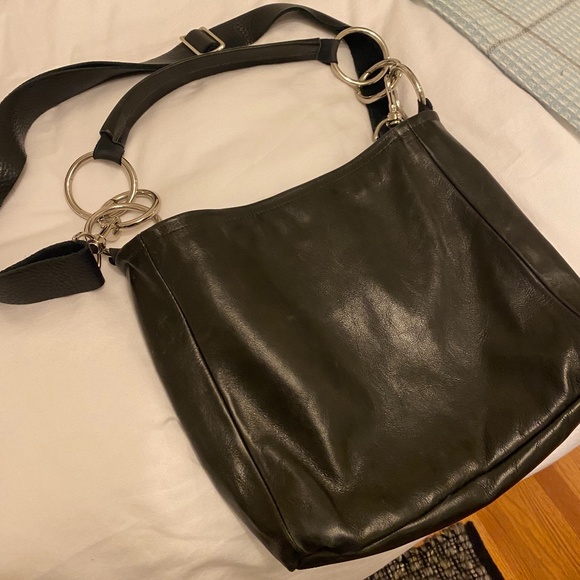 Lynn Tallerico 'Evan Small Cross Body Shoulder Bag'  Black bullhide leather - Picture 3 of 4